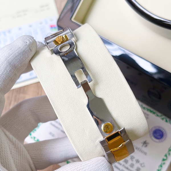 ブランド時計全体デザイン